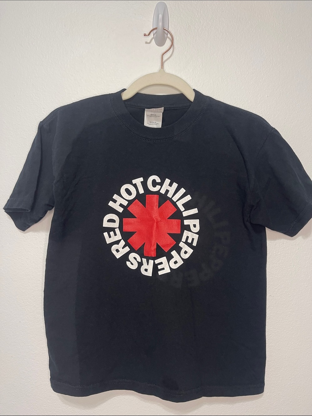 Gildan Red Hot Chili Peppers Black Kids Tee Size Large